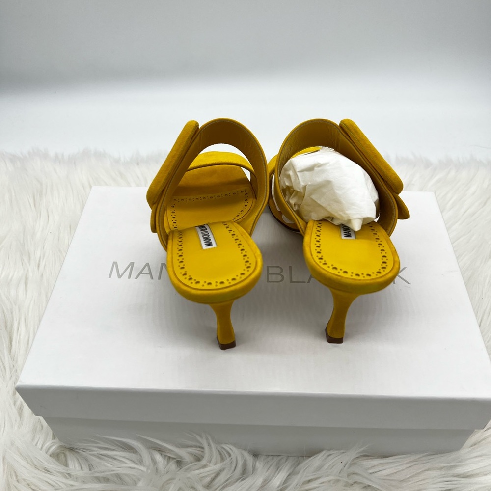 Manolo Blahnik | Gable Suede Buckle Mules - Picture 12 of 15